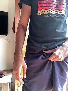 nightlife  12 online show from 11/15/25, 05:49