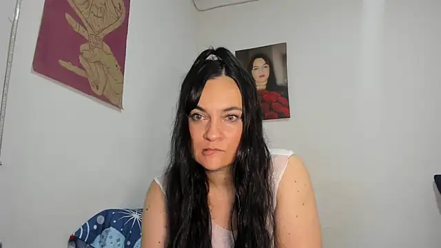 megan milf79 online show from 10/30/25, 02:02