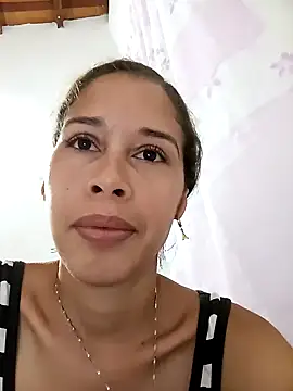 Snapshot of Sexi_girl29 chatting on 10/23/25, 02:11 Sexi girl29 online show from 10/23/25, 02:11