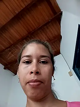 Snapshot of Sexi_girl29 chatting on 01/11/26, 01:38 Sexi girl29 online show from 01/11/26, 01:38