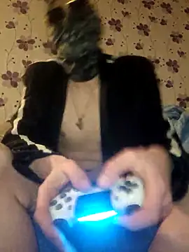 Snapshot of ThePython666 chatting on 03/10/25, 03:56 ThePython666 online show from 03/10/25, 03:56