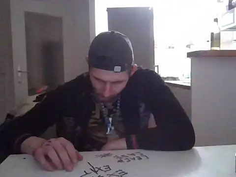 Snapshot of ThePython666 chatting on 03/18/25, 06:26 ThePython666 online show from 03/18/25, 06:26