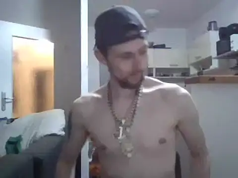 Snapshot of ThePython666 chatting on 03/19/25, 08:11 ThePython666 online show from 03/19/25, 08:11