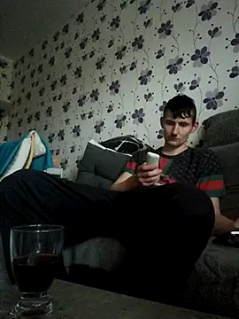 Snapshot of ThePython666 chatting on 11/01/25, 02:41 ThePython666 online show from 11/01/25, 02:41