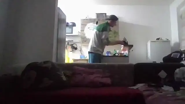 Snapshot of ThePython666 chatting on 11/09/25, 03:43 ThePython666 online show from 11/09/25, 03:43