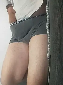 gui67675 online show from 09/17/25, 06:42