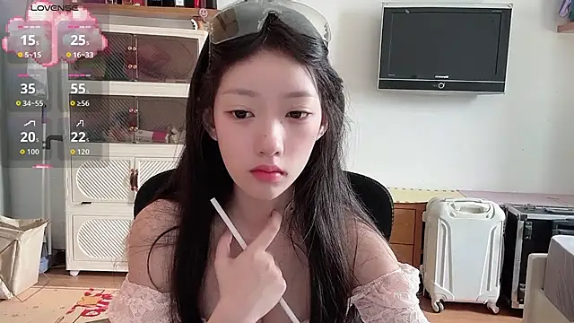 umi-dd online show from 07/11/26, 03:53