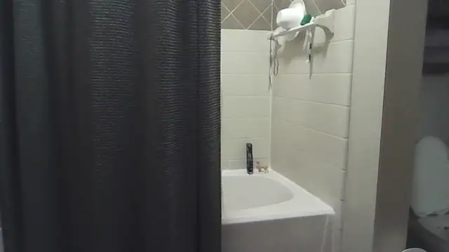 whowantsacreampie online show from 10/28/25, 11:36