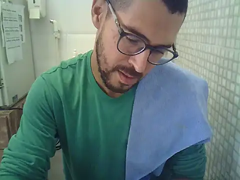 Snapshot of pdasgyn chatting on 09/23/25, 12:08 pdasgyn online show from 09/23/25, 12:08