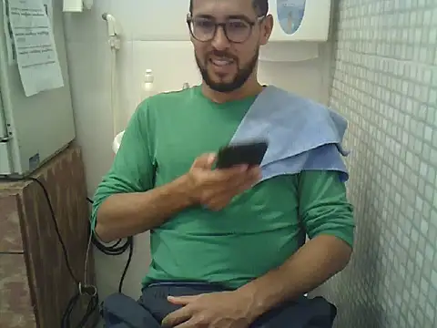 pdasgyn online show from 11/28/25, 01:14