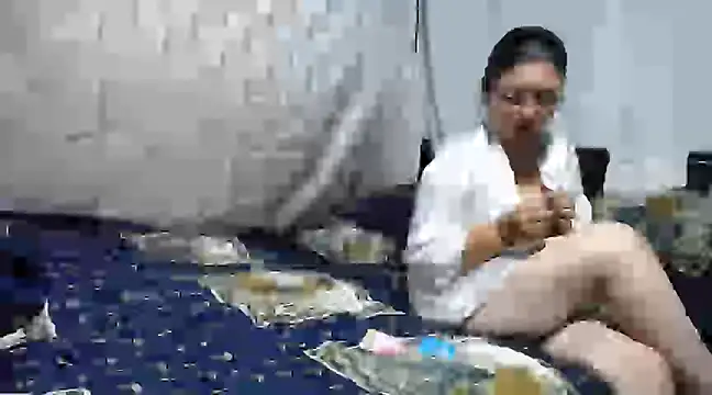 SHARONYJQVI online show from 03/12/25, 06:40