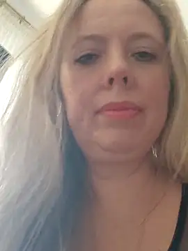 Irina3718 online show from 10/30/25, 12:17