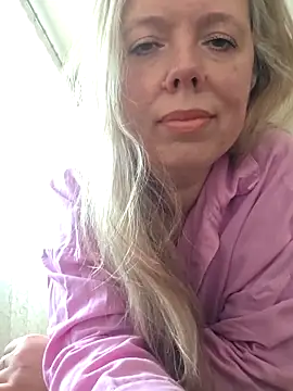 Irina3718 online show from 02/03/26, 11:04