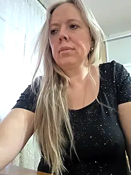 Irina3718 online show from 03/19/26, 03:38