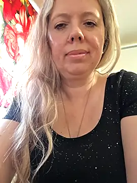 Snapshot of Irina3718 chatting on 05/09/26, 11:26 Irina3718 online show from 05/09/26, 11:26