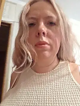 Irina3718 online show from 07/23/26, 07:50