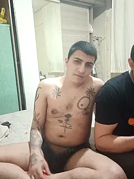 Snapshot of Kadir1320@xh chatting on 03/17/25, 10:06 Kadir1320xh online show from 03/17/25, 10:06