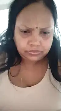 Snapshot of Arohi35 chatting on 03/12/25, 06:00 Arohi35 online show from 03/12/25, 06:00