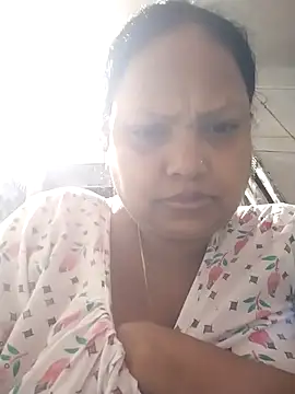 Snapshot of Arohi35 chatting on 03/13/25, 04:56 Arohi35 online show from 03/13/25, 04:56