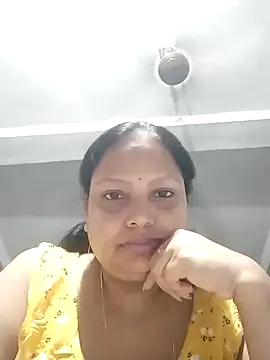 Snapshot of Arohi35 chatting on 03/21/25, 01:01 Arohi35 online show from 03/21/25, 01:01