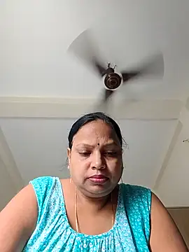 Snapshot of Arohi35 chatting on 09/12/25, 05:18 Arohi35 online show from 09/12/25, 05:18