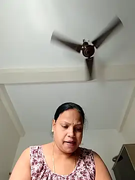 Snapshot of Arohi35 chatting on 09/16/25, 04:24 Arohi35 online show from 09/16/25, 04:24