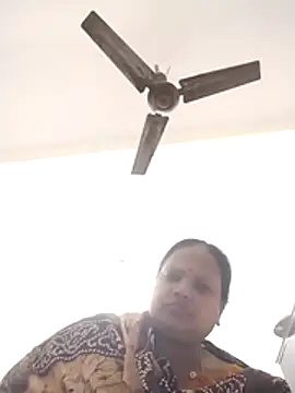 Snapshot of Arohi35 chatting on 02/03/26, 01:38 Arohi35 online show from 02/03/26, 01:38