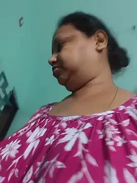 Snapshot of Arohi35 chatting on 05/27/26, 01:35 Arohi35 online show from 05/27/26, 01:35