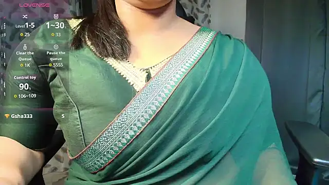 Snapshot of _Lisha_ chatting on 09/23/25, 04:21  Lisha  online show from 09/23/25, 04:21