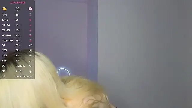 Snapshot of alicewonderyou chatting on 03/13/25, 07:20 alicewonderyou online show from 03/13/25, 07:20