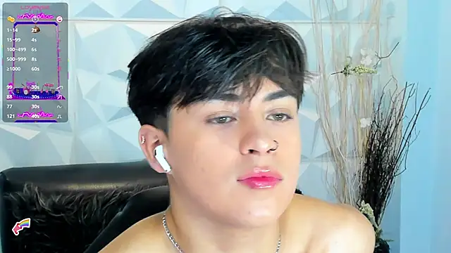 Snapshot of Sam_Daves chatting on 09/13/25, 01:55 Sam Daves online show from 09/13/25, 01:55