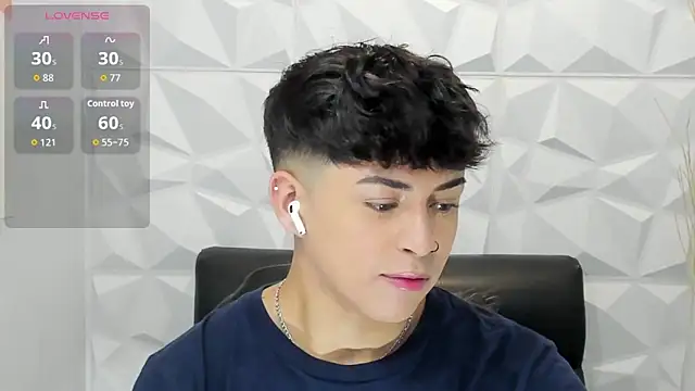 Snapshot of Sam_Daves chatting on 02/04/26, 12:44 Sam Daves online show from 02/04/26, 12:44