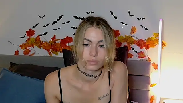 SweetDarling7 online show from 10/29/25, 05:04