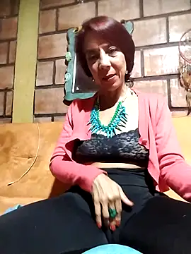 Snapshot of Lady_Lolla11 chatting on 03/22/25, 12:39 Lady Lolla11 online show from 03/22/25, 12:39
