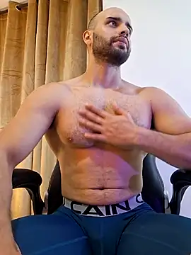 Snapshot of Chris_Alzate chatting on 03/13/25, 02:27 Chris Alzate online show from 03/13/25, 02:27