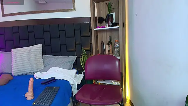 EllenaBoobs  online show from 03/31/26, 03:12