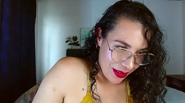 mia velvet1 online show from 03/15/25, 05:37