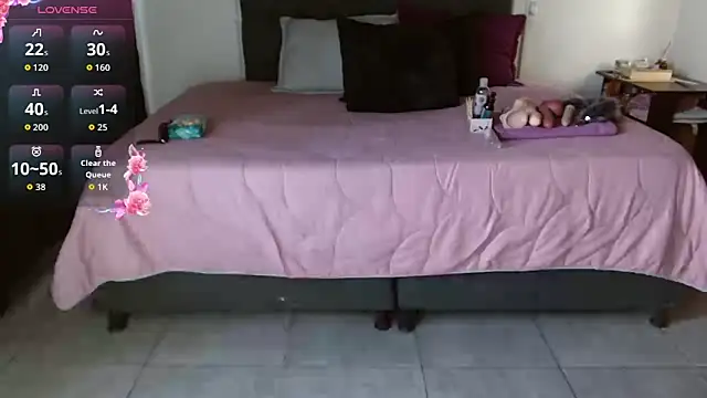 mia velvet1 online show from 09/12/25, 02:28