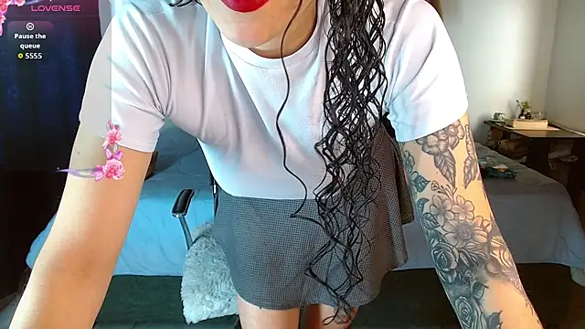 mia velvet1 online show from 10/02/25, 02:46