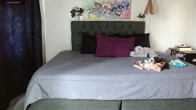 mia velvet1 online show from 10/09/25, 02:04