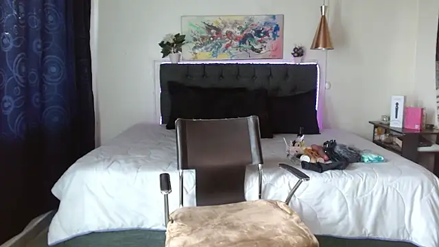 mia velvet1 online show from 10/12/25, 02:05