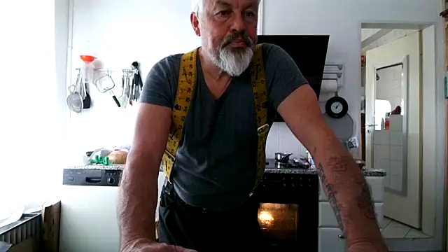 Berg Boy online show from 03/25/26, 11:05