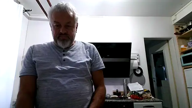 Berg Boy online show from 06/04/26, 03:45