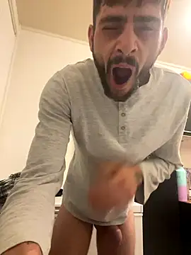 Hugo34bg online show from 10/10/25, 02:10