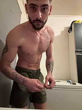 Hugo34bg online show from 03/23/26, 01:42