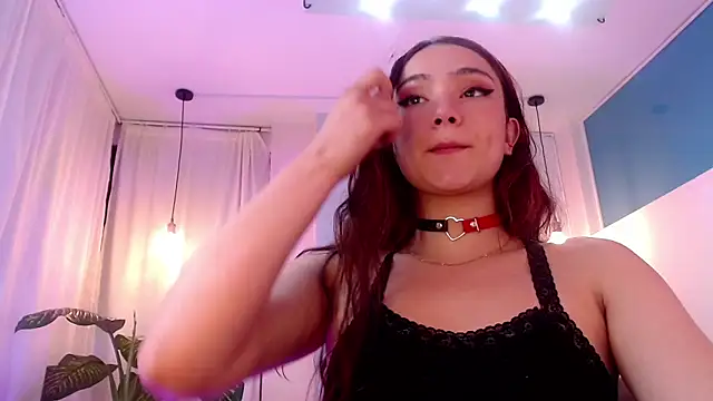 Snapshot of Rose_Fire1 chatting on 03/14/25, 12:18 Rose Fire1 online show from 03/14/25, 12:18