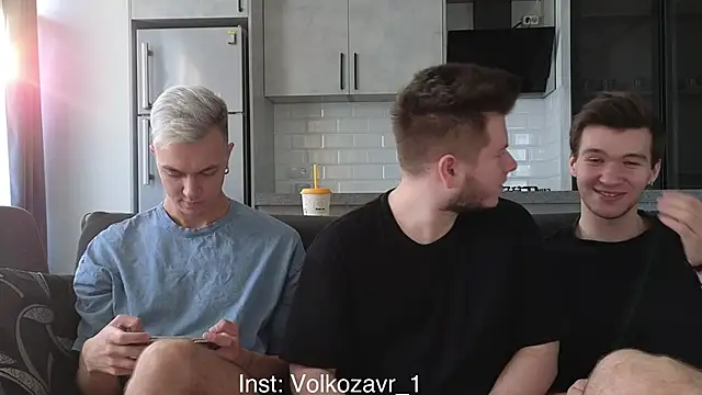 boys sobolisha online show from 10/12/25, 01:21