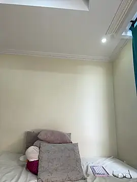 Ivelleee  online show from 01/12/26, 09:20