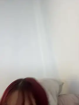 Ivelleee  online show from 04/23/26, 09:50