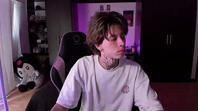 xIce Boy online show from 02/13/26, 01:29